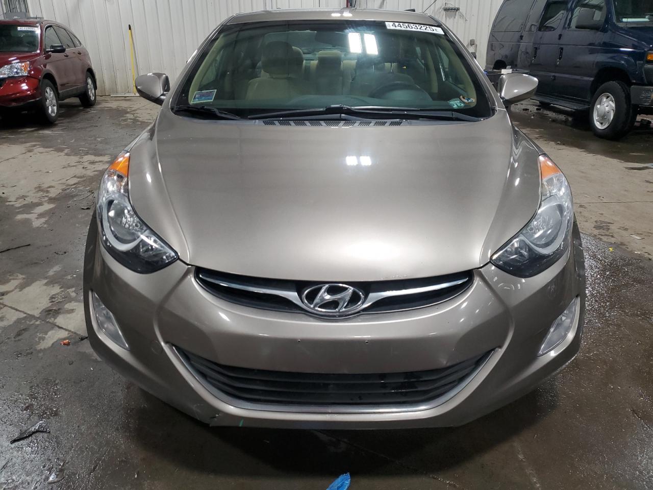 2013 Hyundai Elantra - Image 5