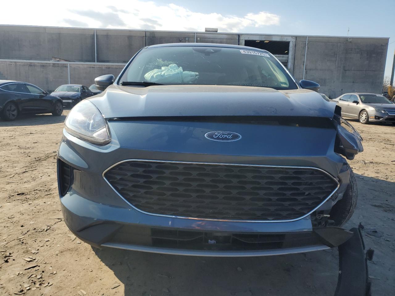 2020 Ford Escape - Image 5
