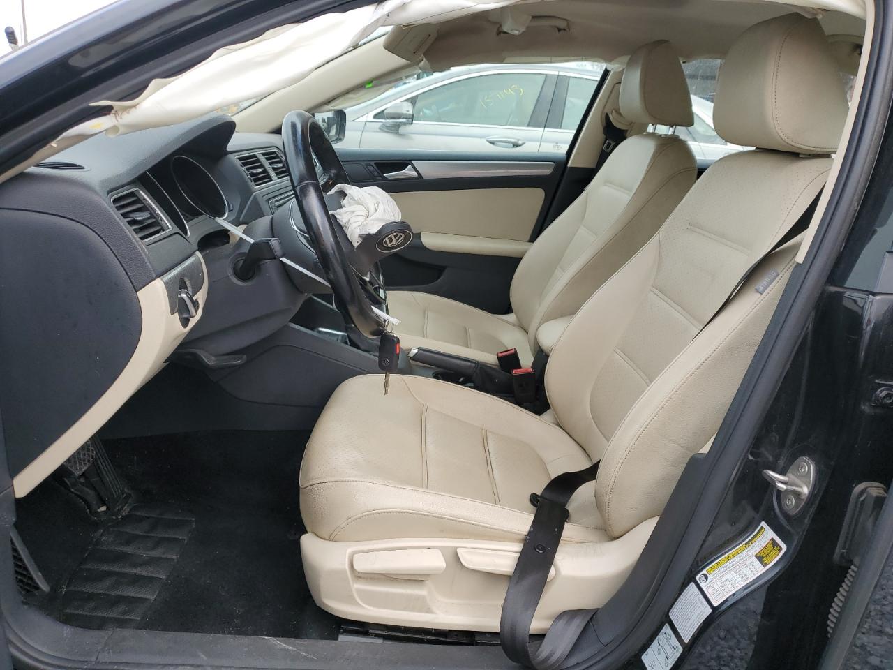 2017 Volkswagen Jetta - Image 7