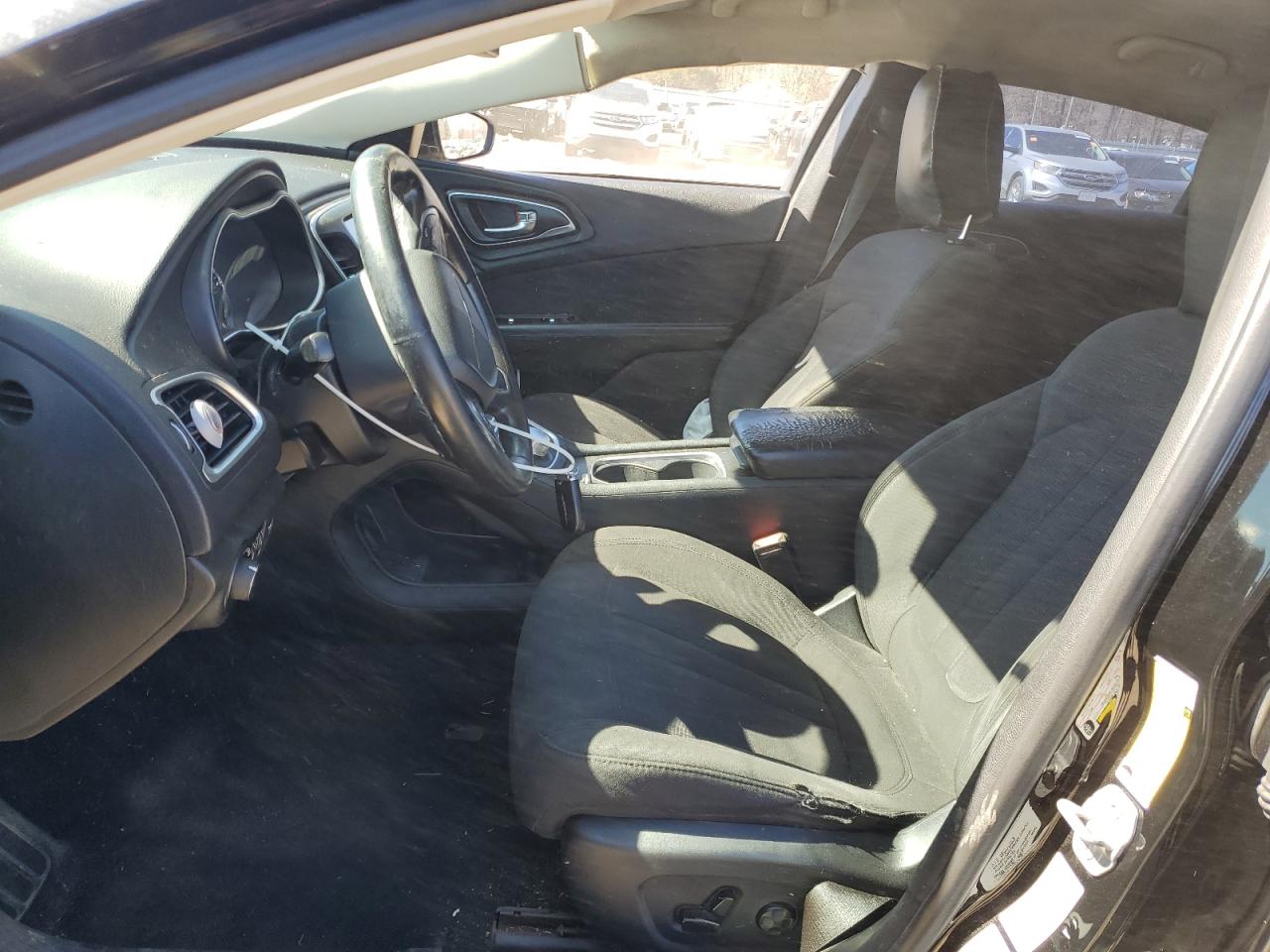 2015 Chrysler 200 - Image 7