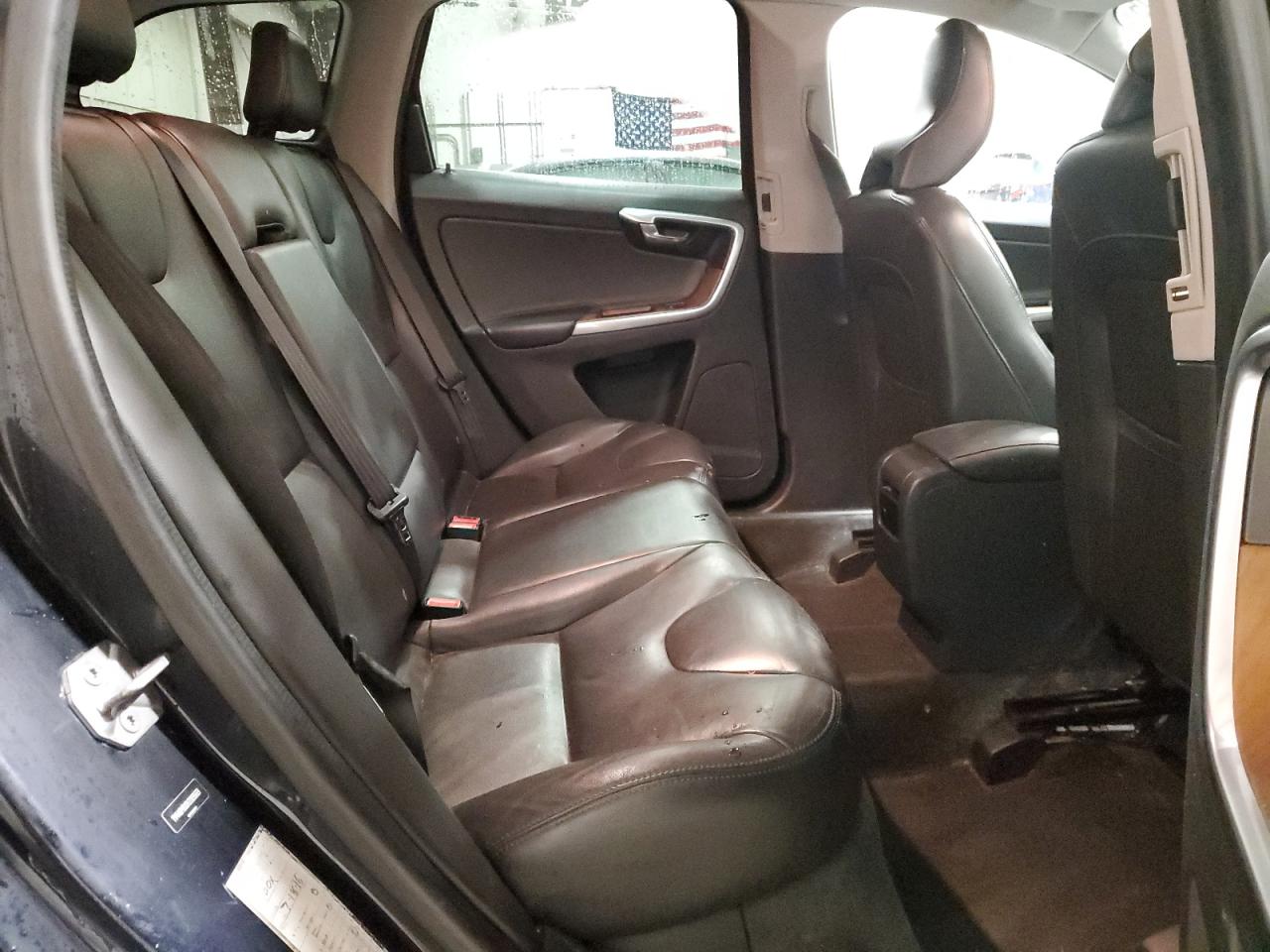 2017 Volvo XC60 - Image 11