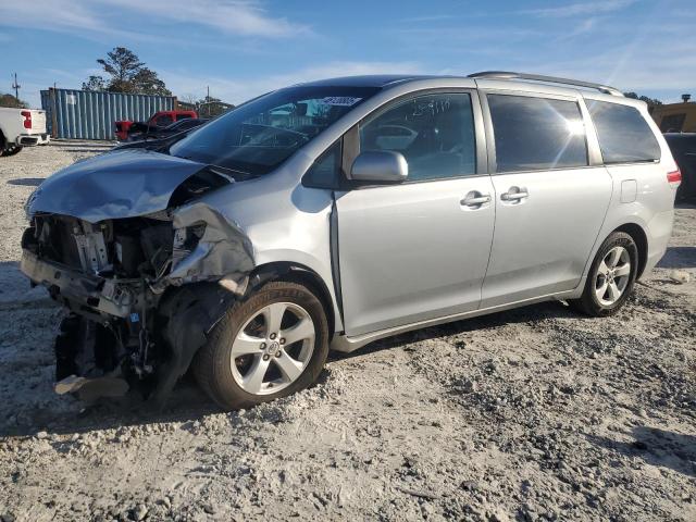 2014 Toyota Sienna Le