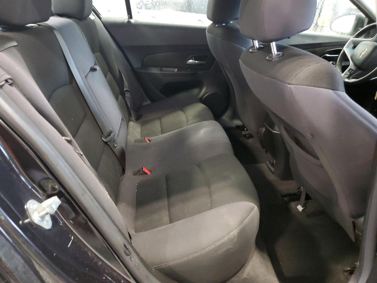 2014 Chevrolet Cruze - Image 10