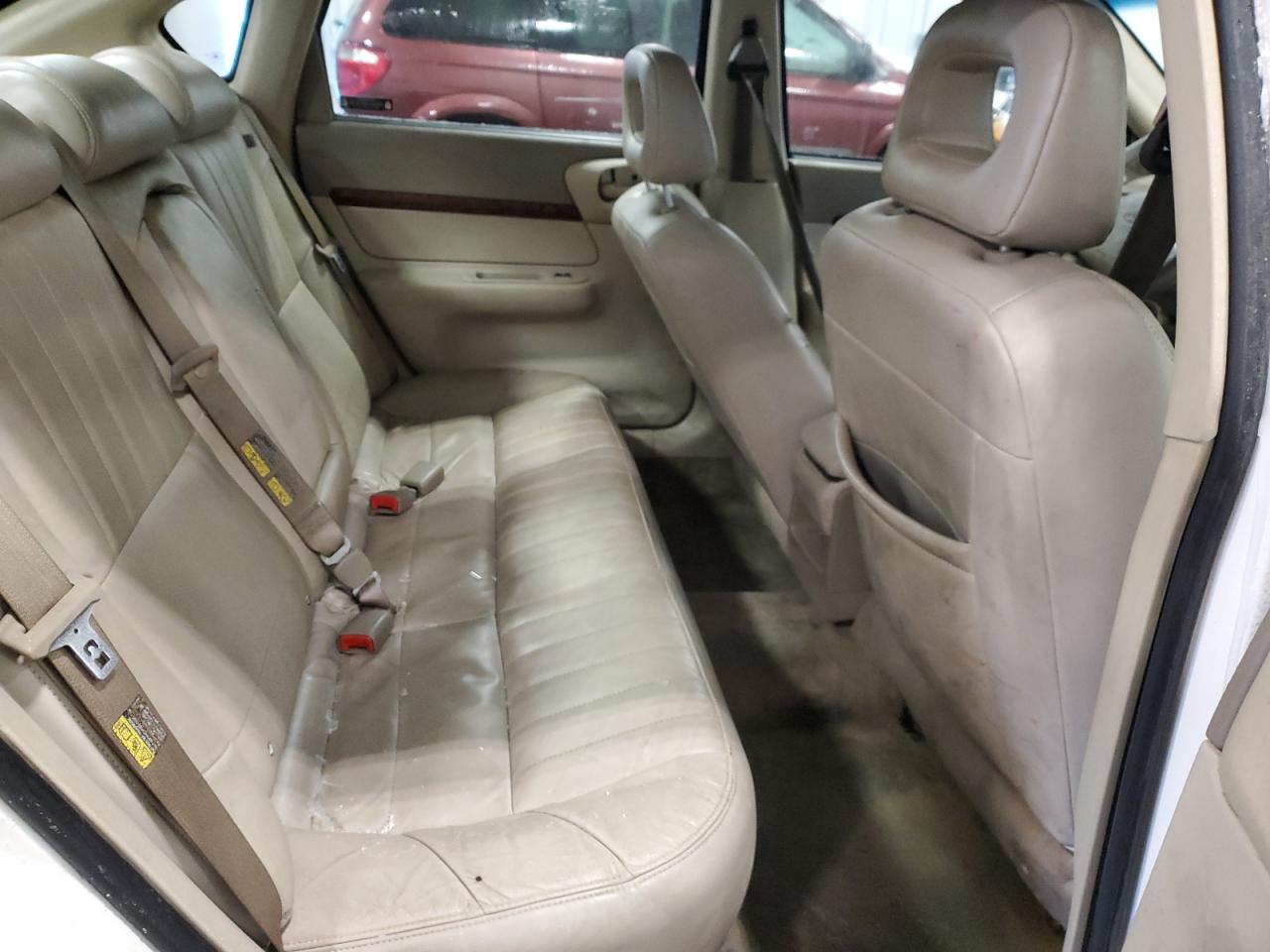 2002 Chevrolet Impala - Image 10