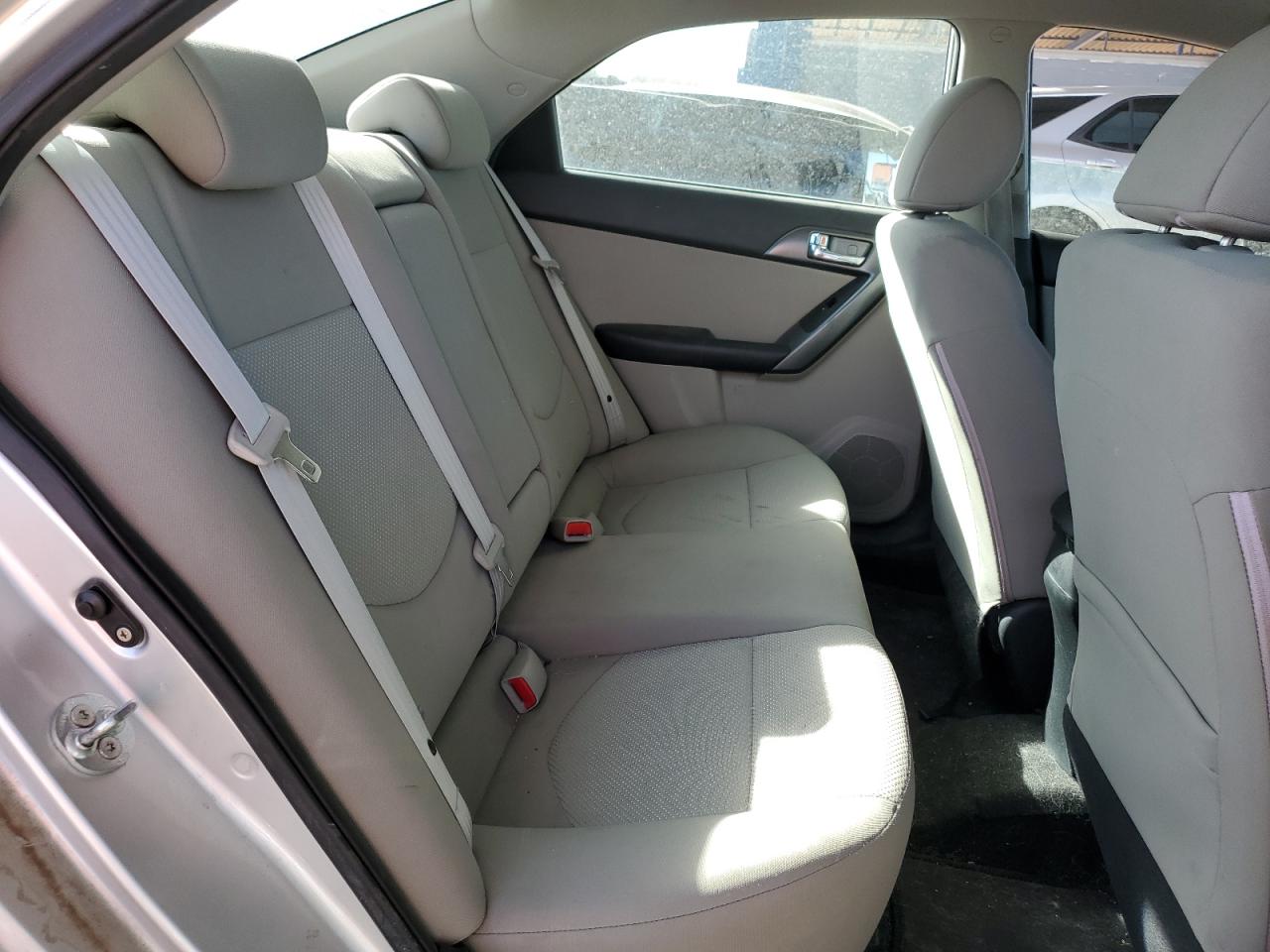 2013 Kia Forte - Image 10