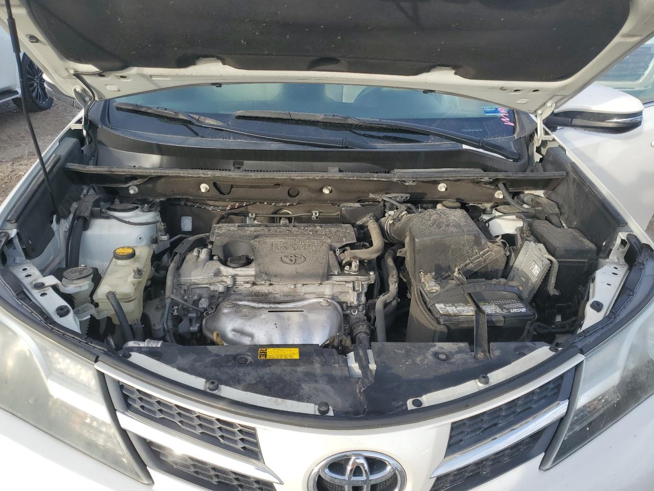 2014 Toyota RAV 4 - Image 11