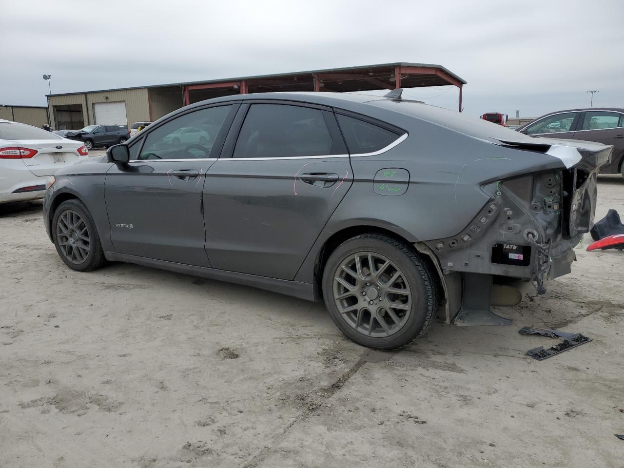 2019 Ford Fusion - Image 2