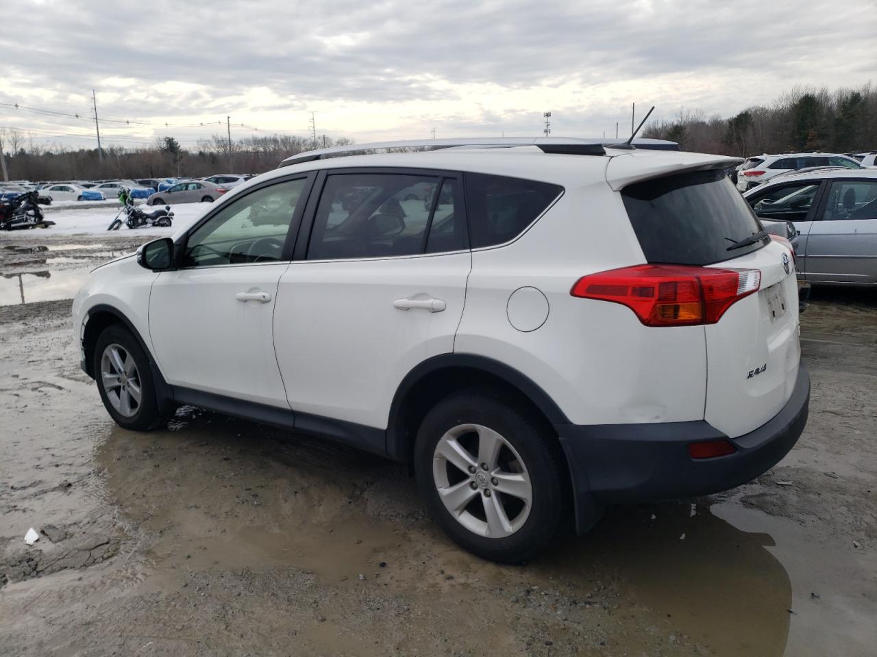 2014 Toyota RAV 4 - Image 2