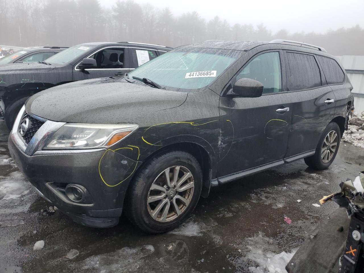 2016 Nissan Pathfinder - Image 1