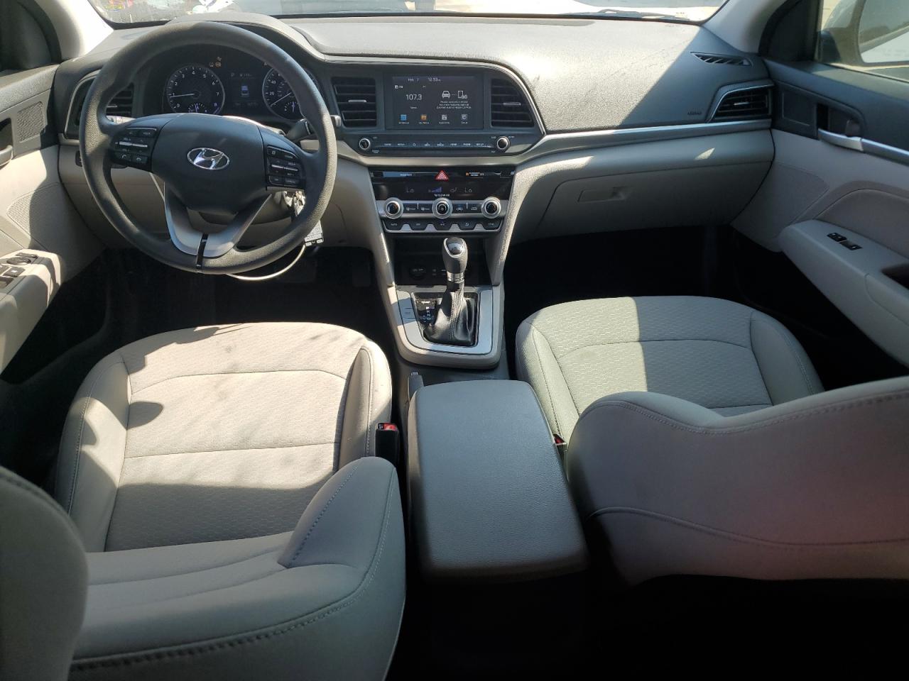2020 Hyundai Elantra - Image 8