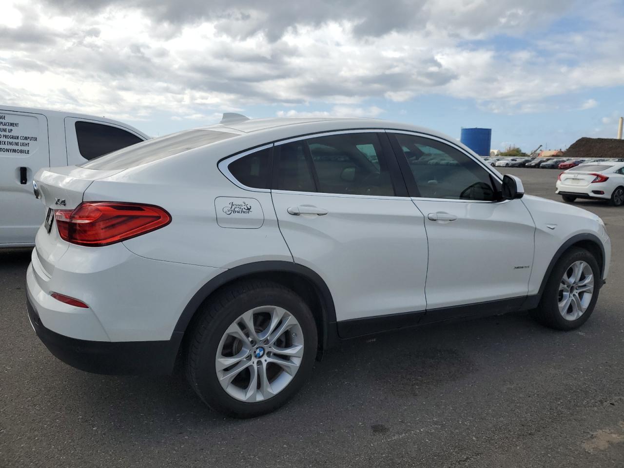 2016 BMW X4 - Image 3