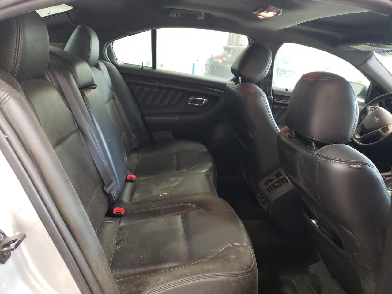 2013 Ford Taurus - Image 10