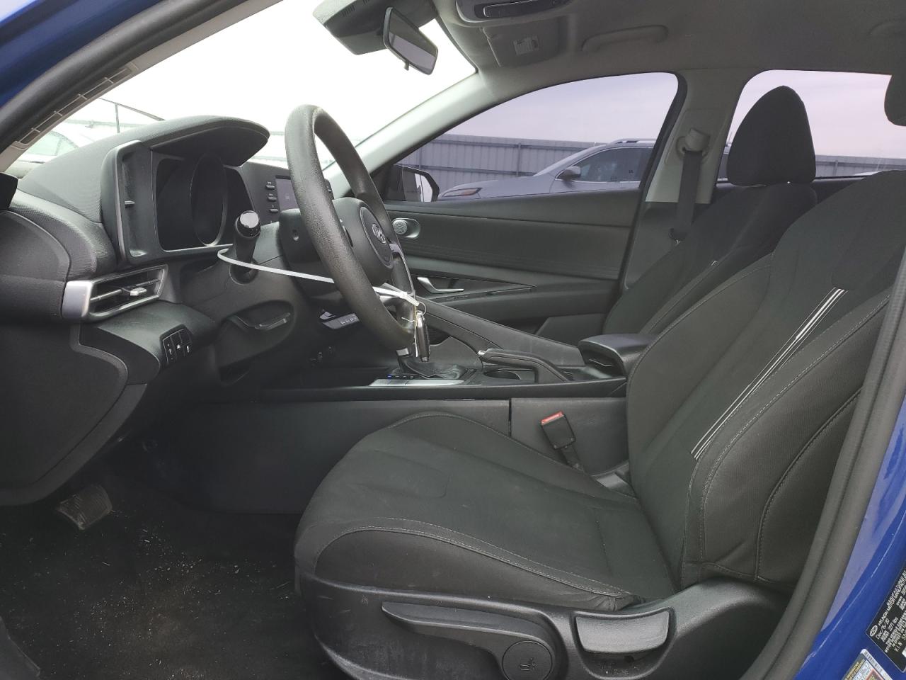 2021 Hyundai Elantra - Image 7