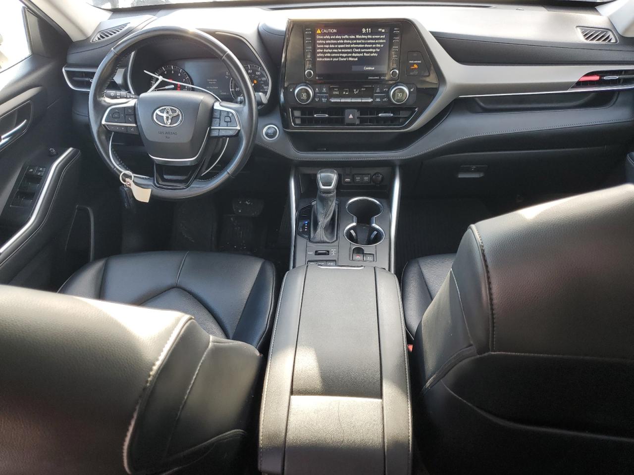 2021 Toyota Highlander - Image 8