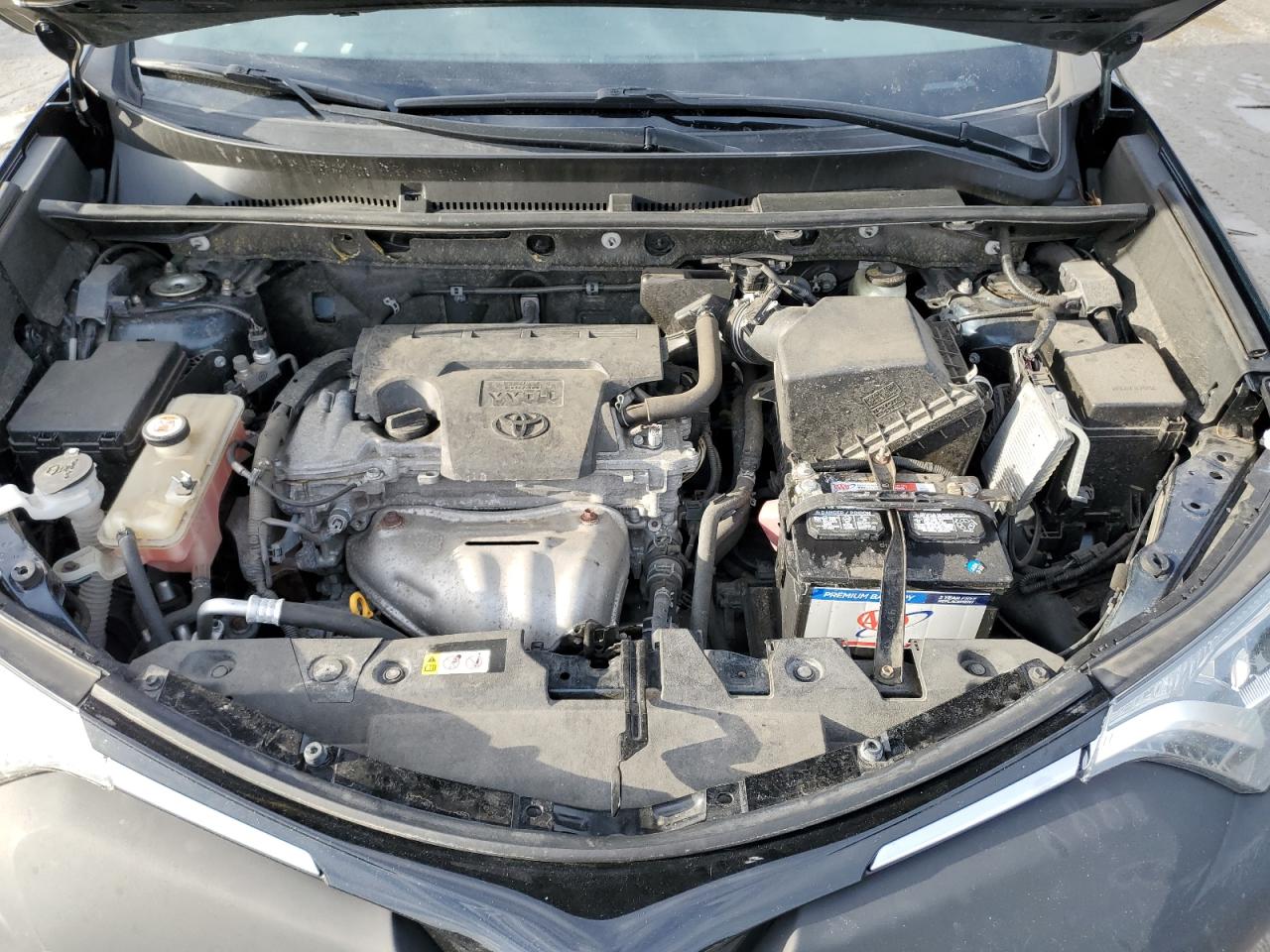 2018 Toyota RAV 4 - Image 11