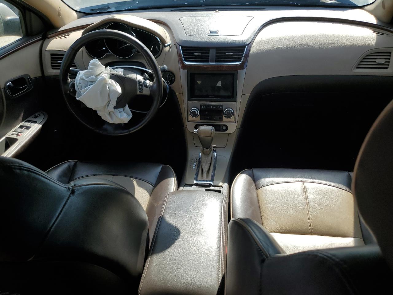 2010 Chevrolet Malibu - Image 8