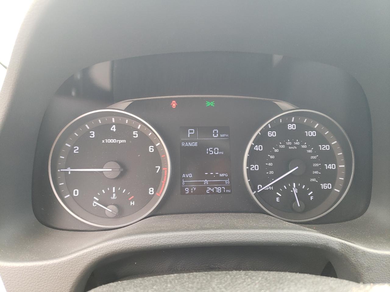 2017 Hyundai Elantra - Image 9