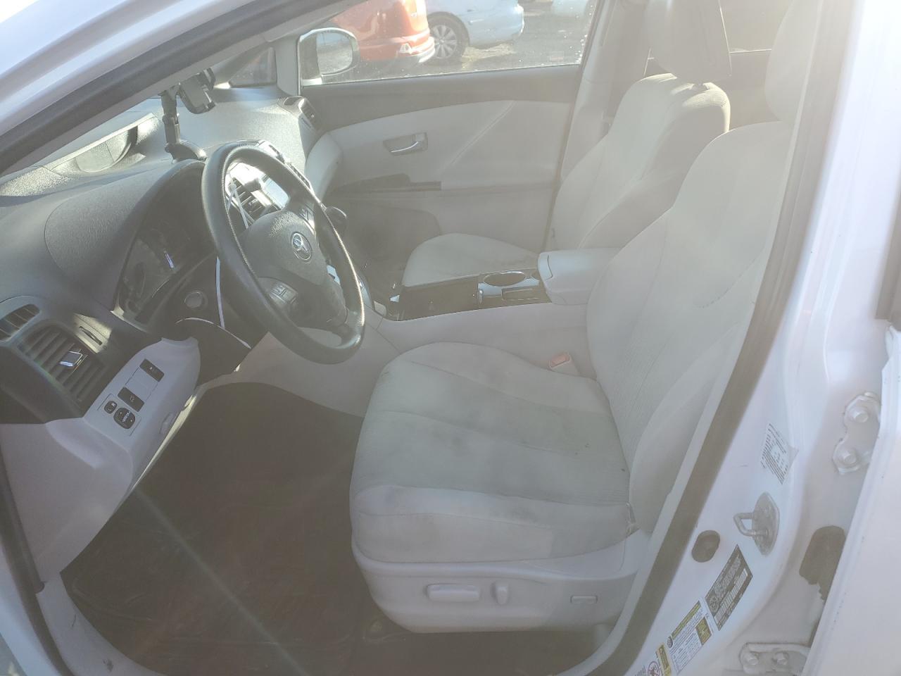 2010 Toyota Venza - Image 7