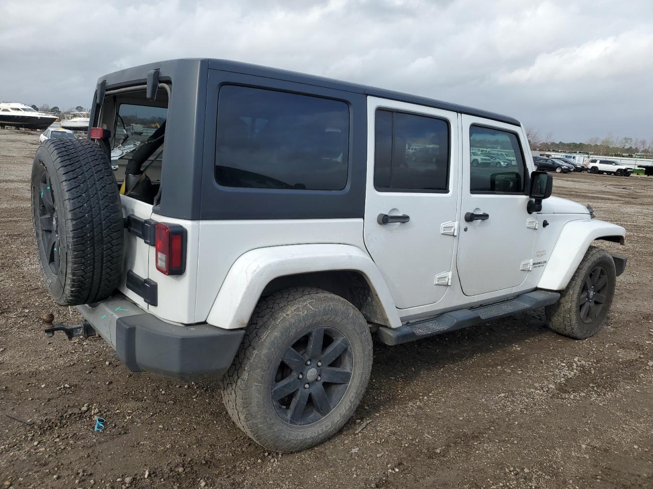 2014 Jeep Wrangler - Image 3