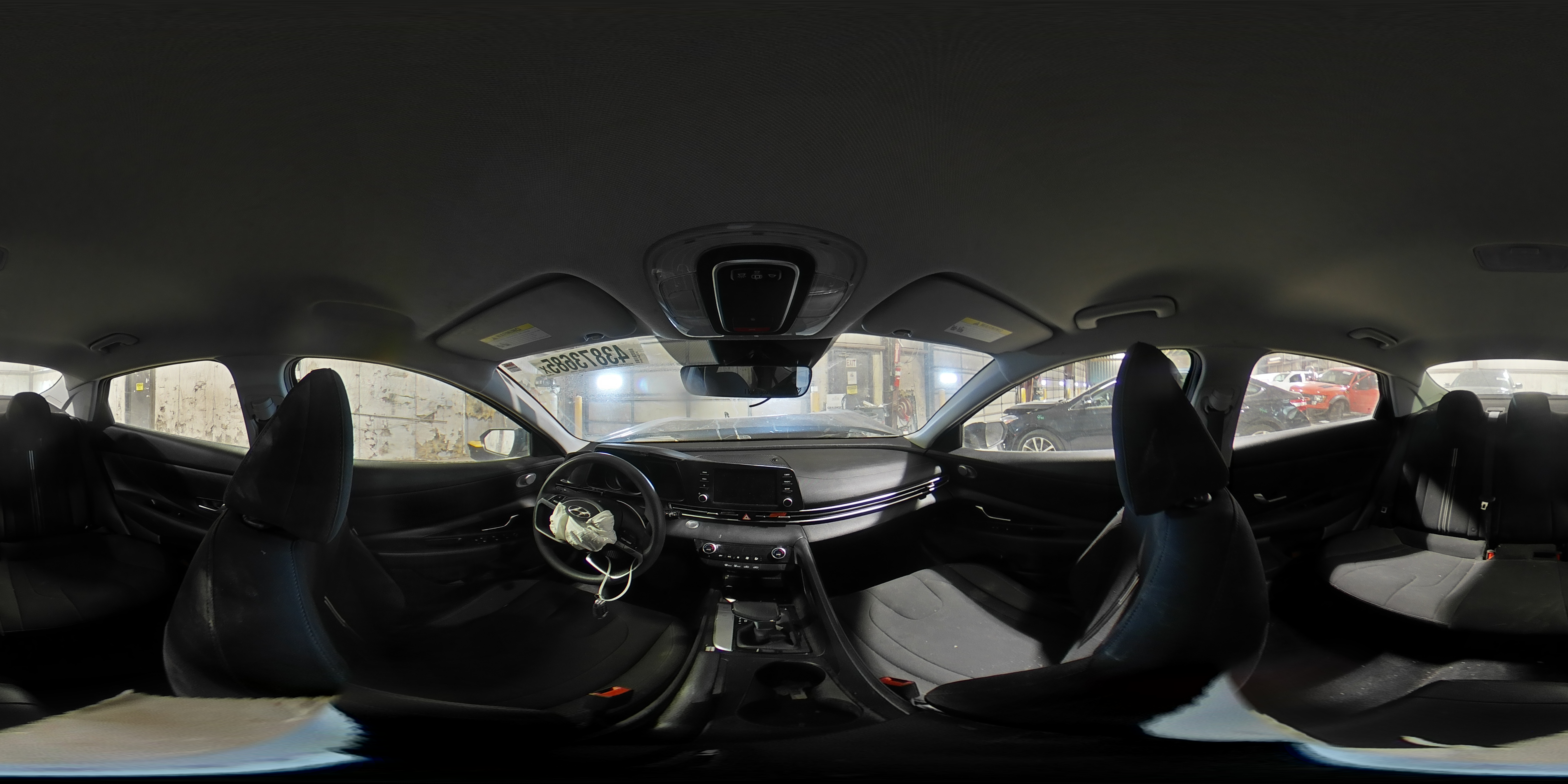 2023 Hyundai Elantra - Image 12