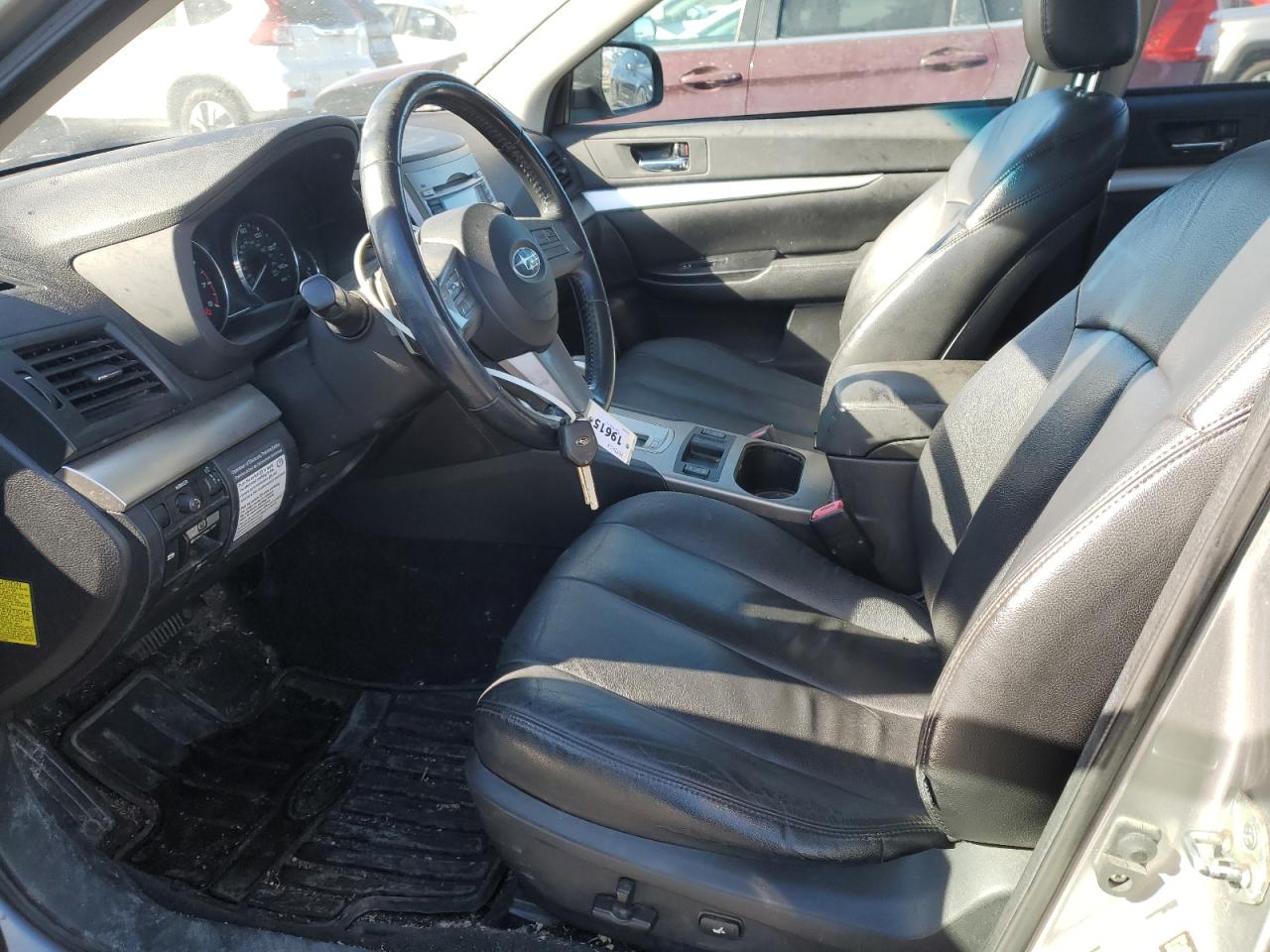 2011 Subaru Outback - Image 7