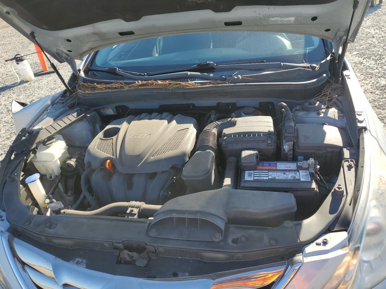 2012 Hyundai Sonata - Image 13