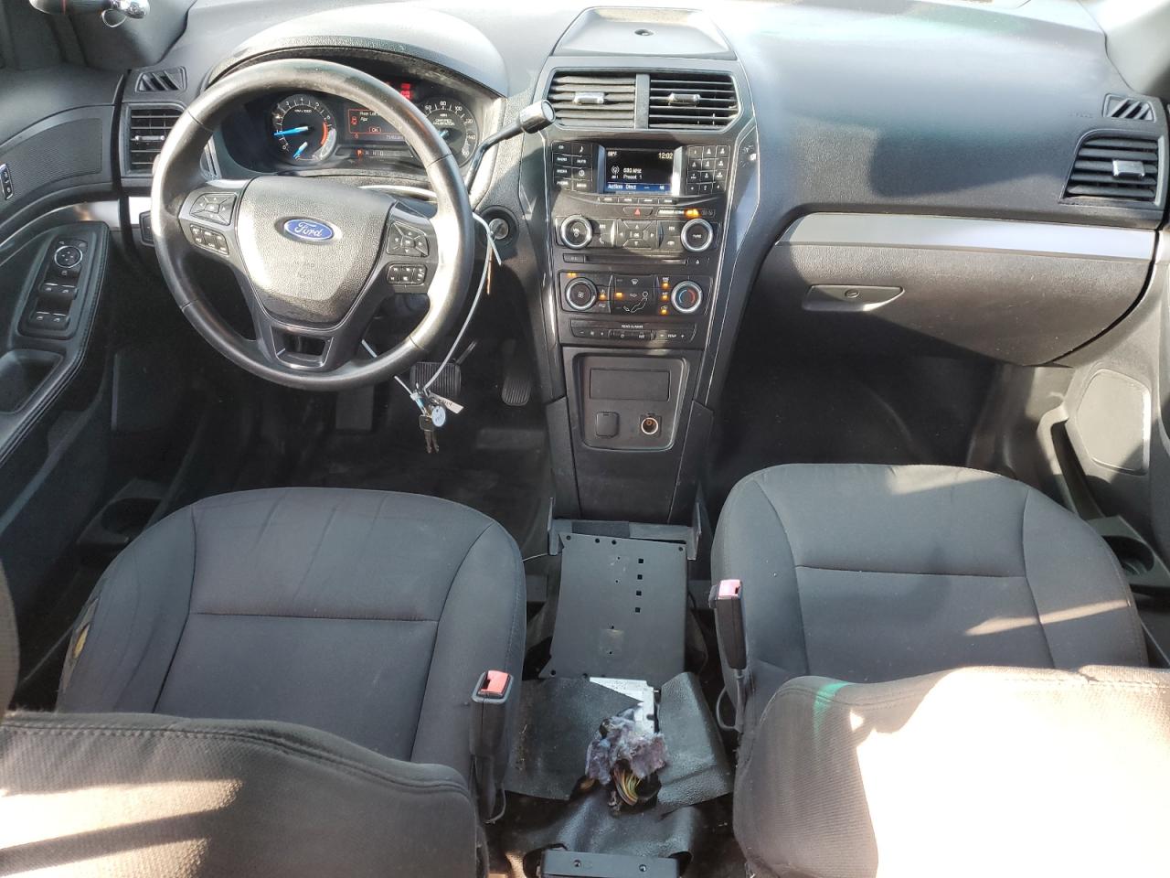 2017 Ford Explorer - Image 8