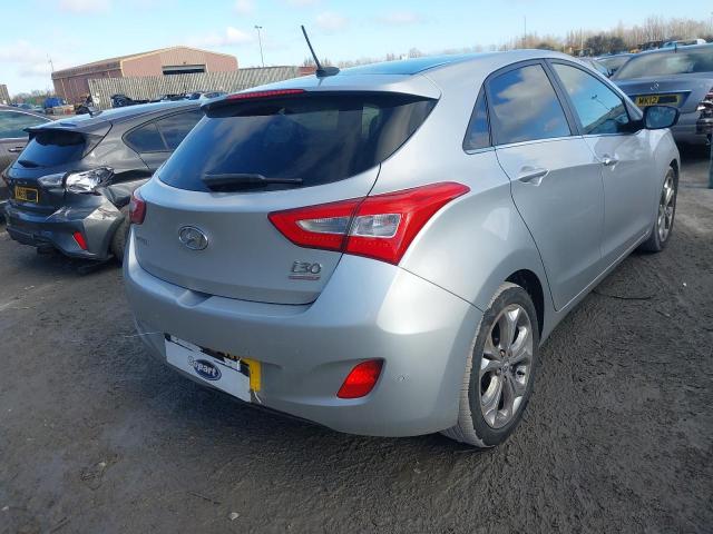 2014 HYUNDAI I30 PANORA