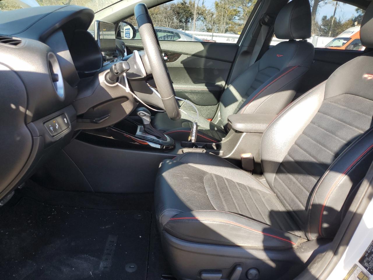 2023 Kia Forte - Image 7