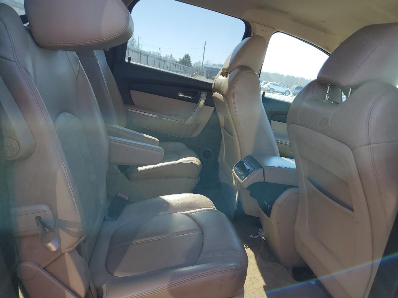 2012 GMC Acadia - Image 11