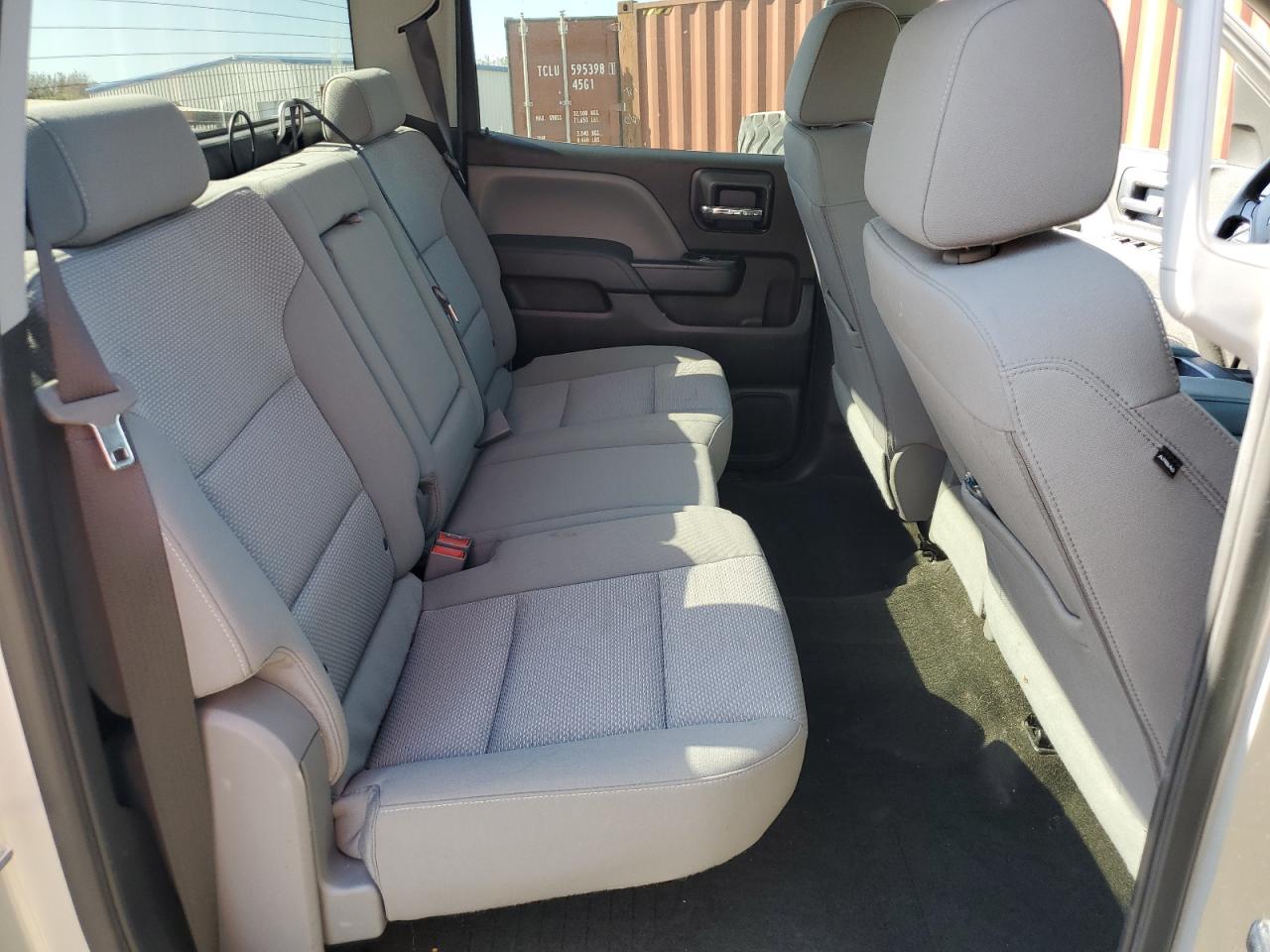 2018 Chevrolet Silverado - Image 10