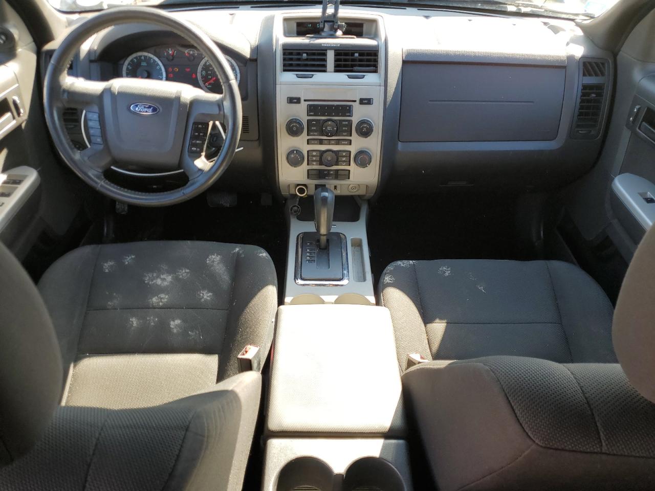 2010 Ford Escape - Image 8