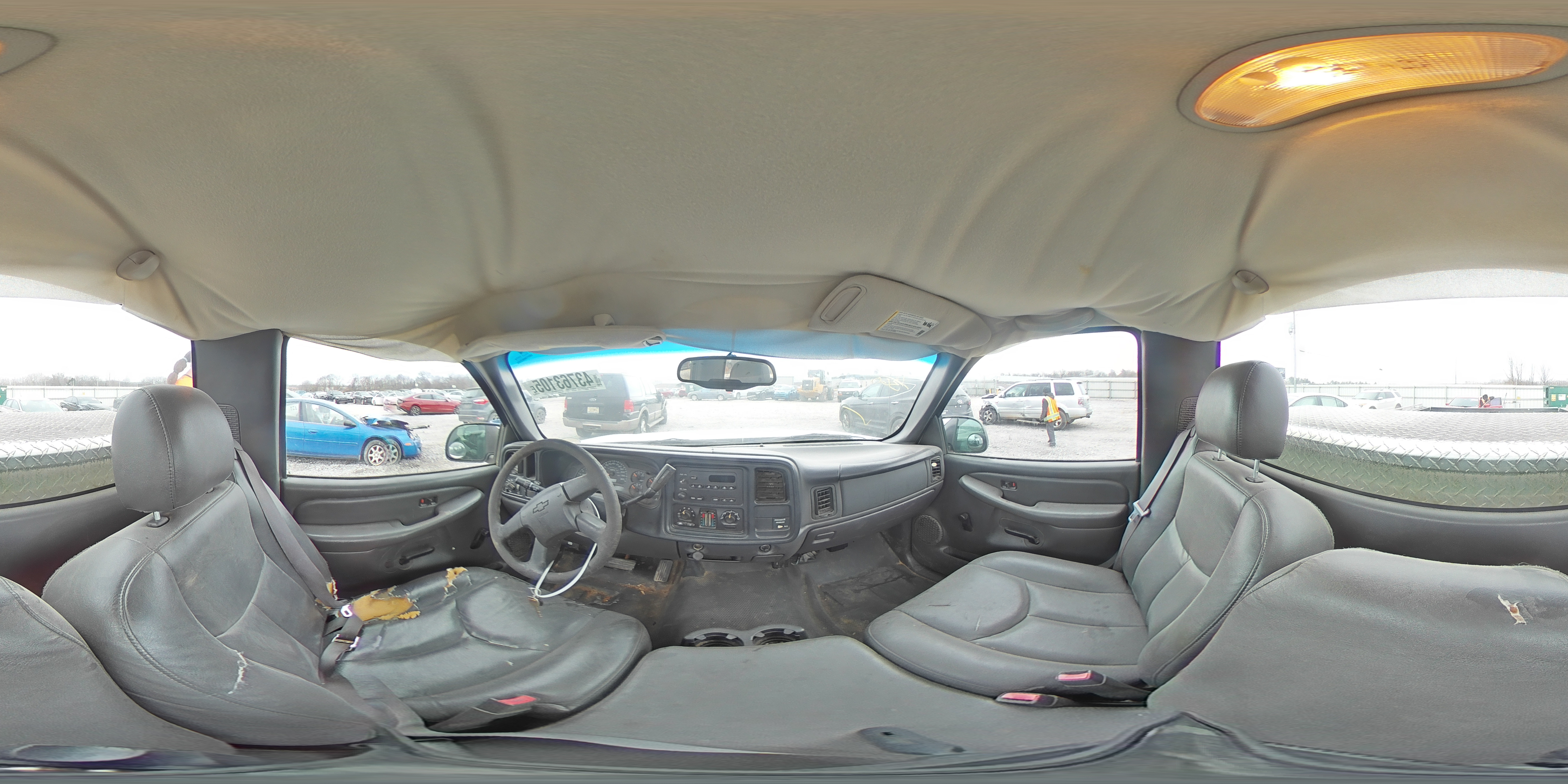 2003 Chevrolet Silverado - Image 13