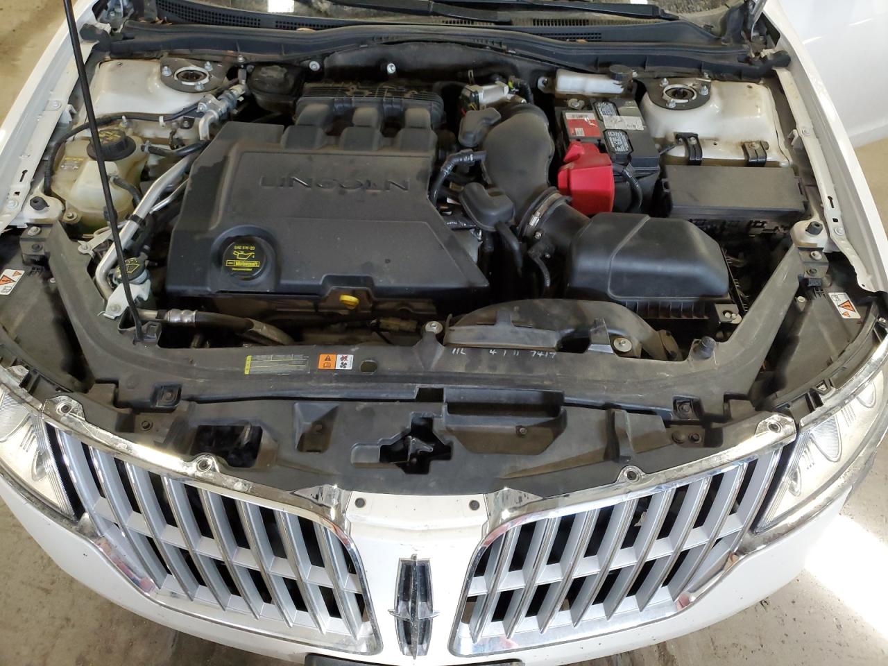2011 Lincoln MKZ - Image 11