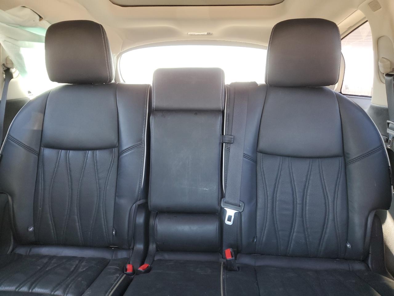 2018 Infiniti QX60 - Image 10