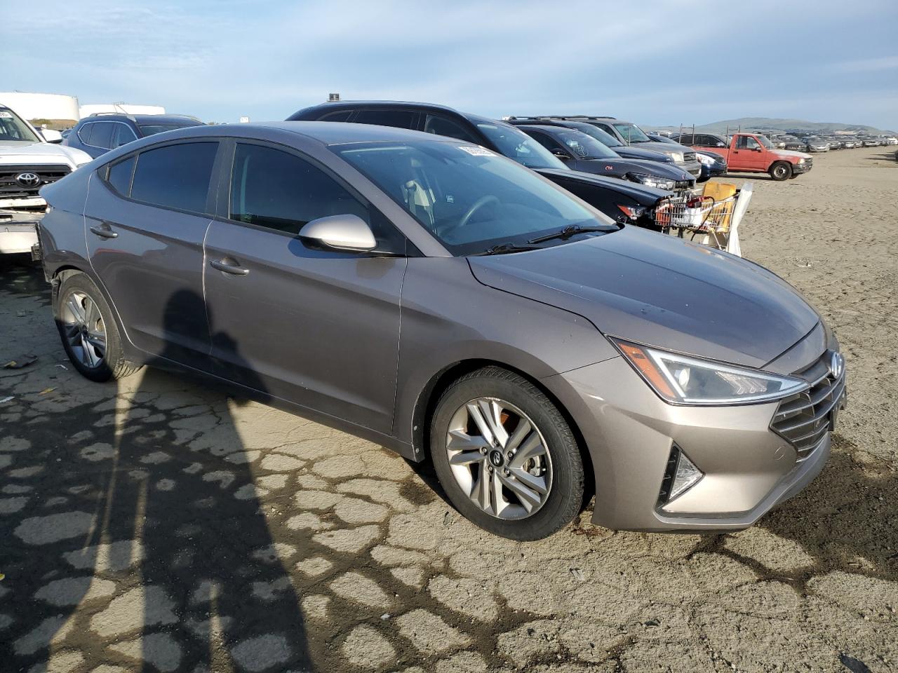2020 Hyundai Elantra - Image 4