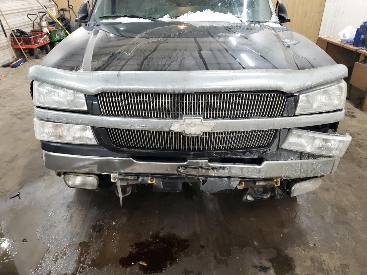 2005 Chevrolet Silverado - Image 13