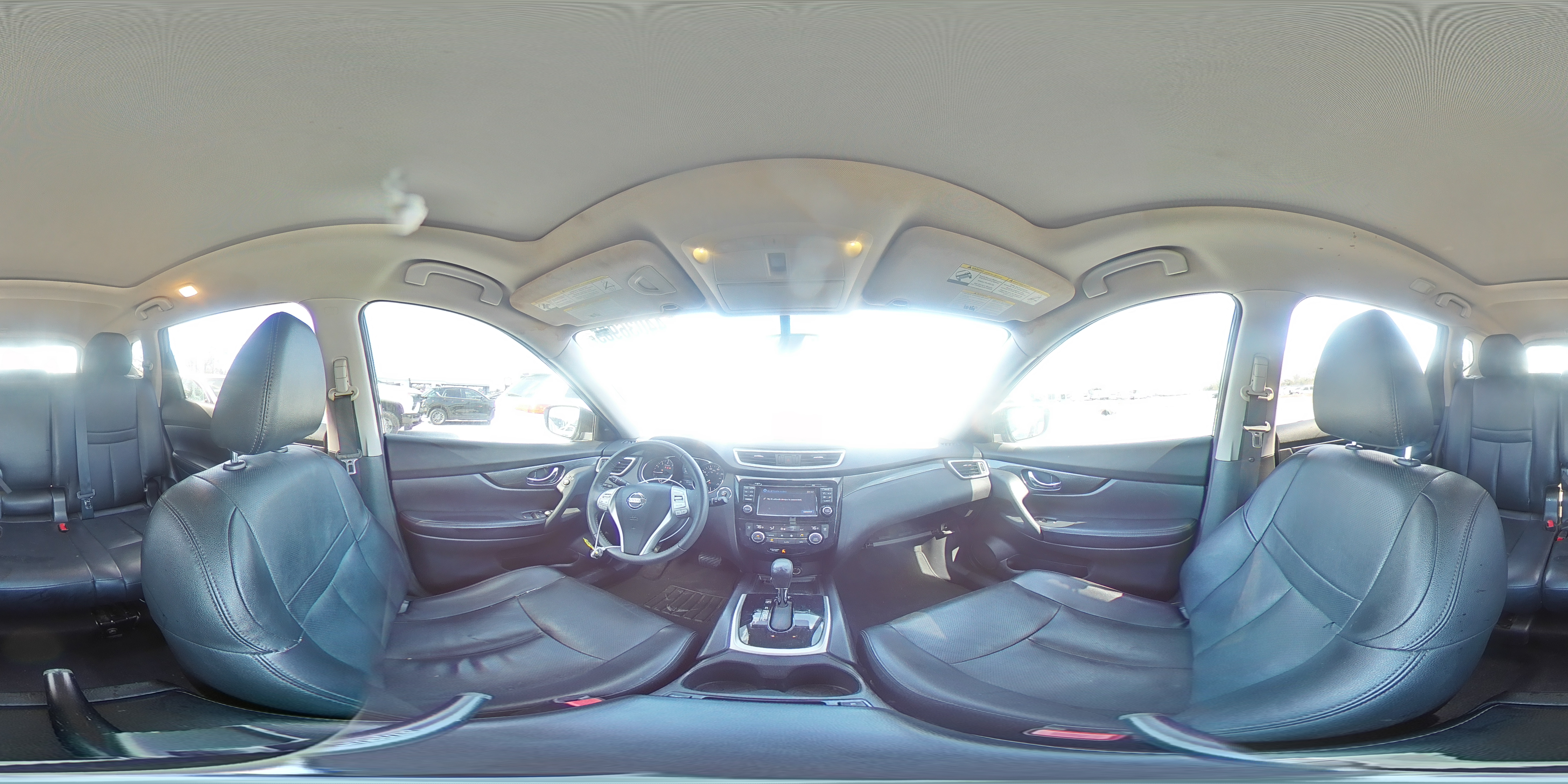 2016 Nissan Rogue - Image 14