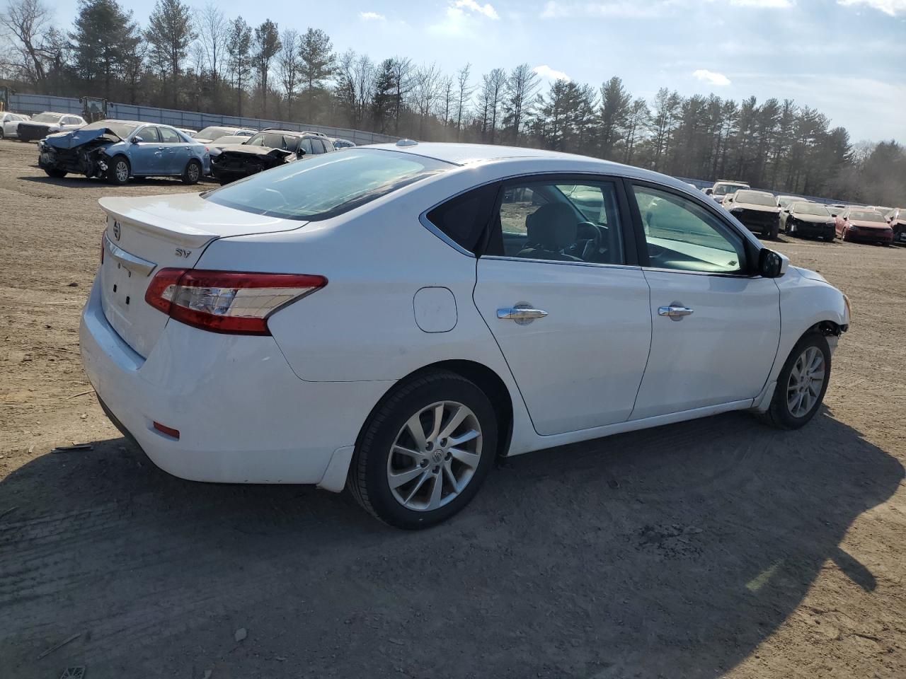 2015 Nissan Sentra - Image 3