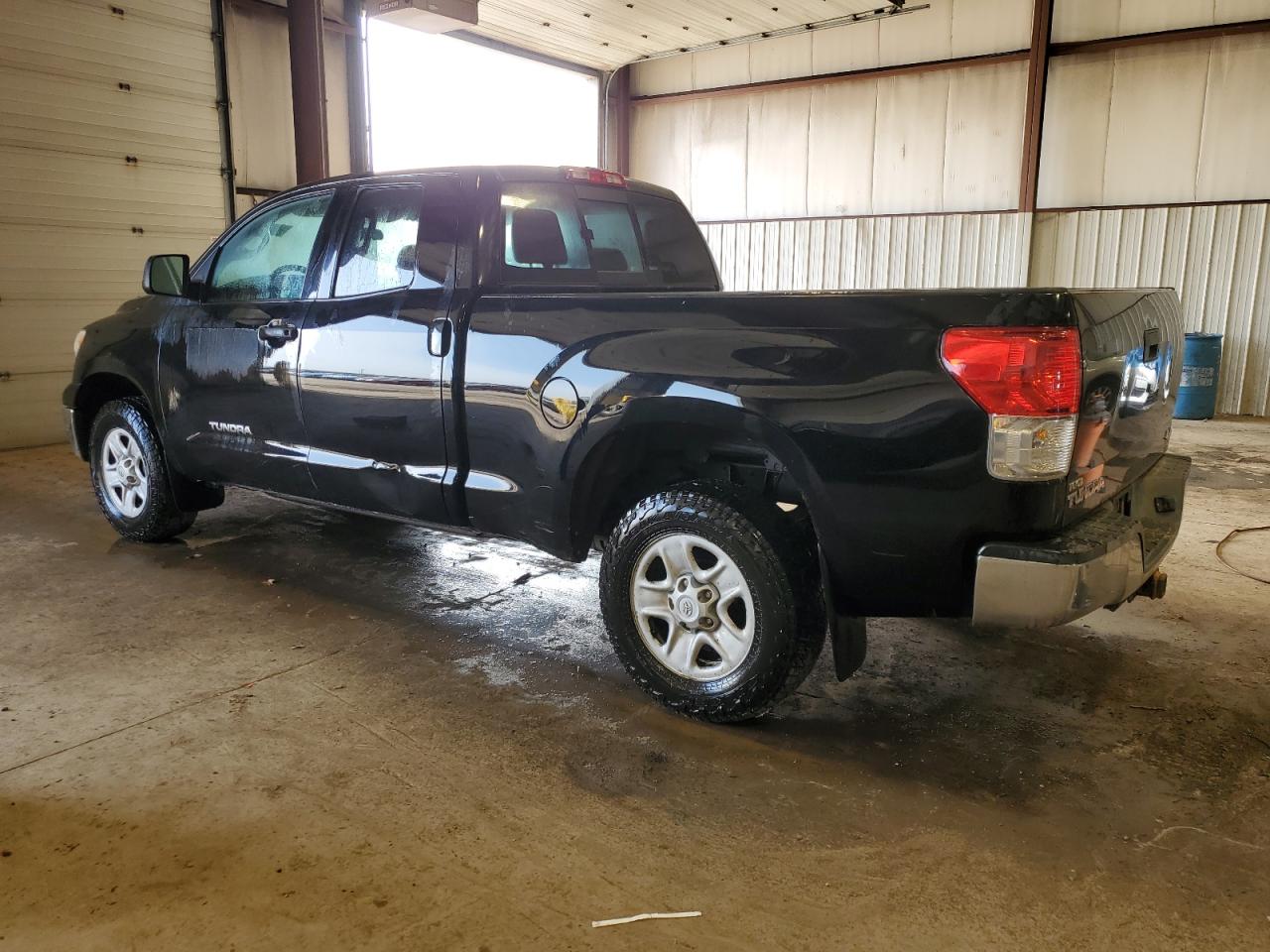 2013 Toyota Tundra - Image 2
