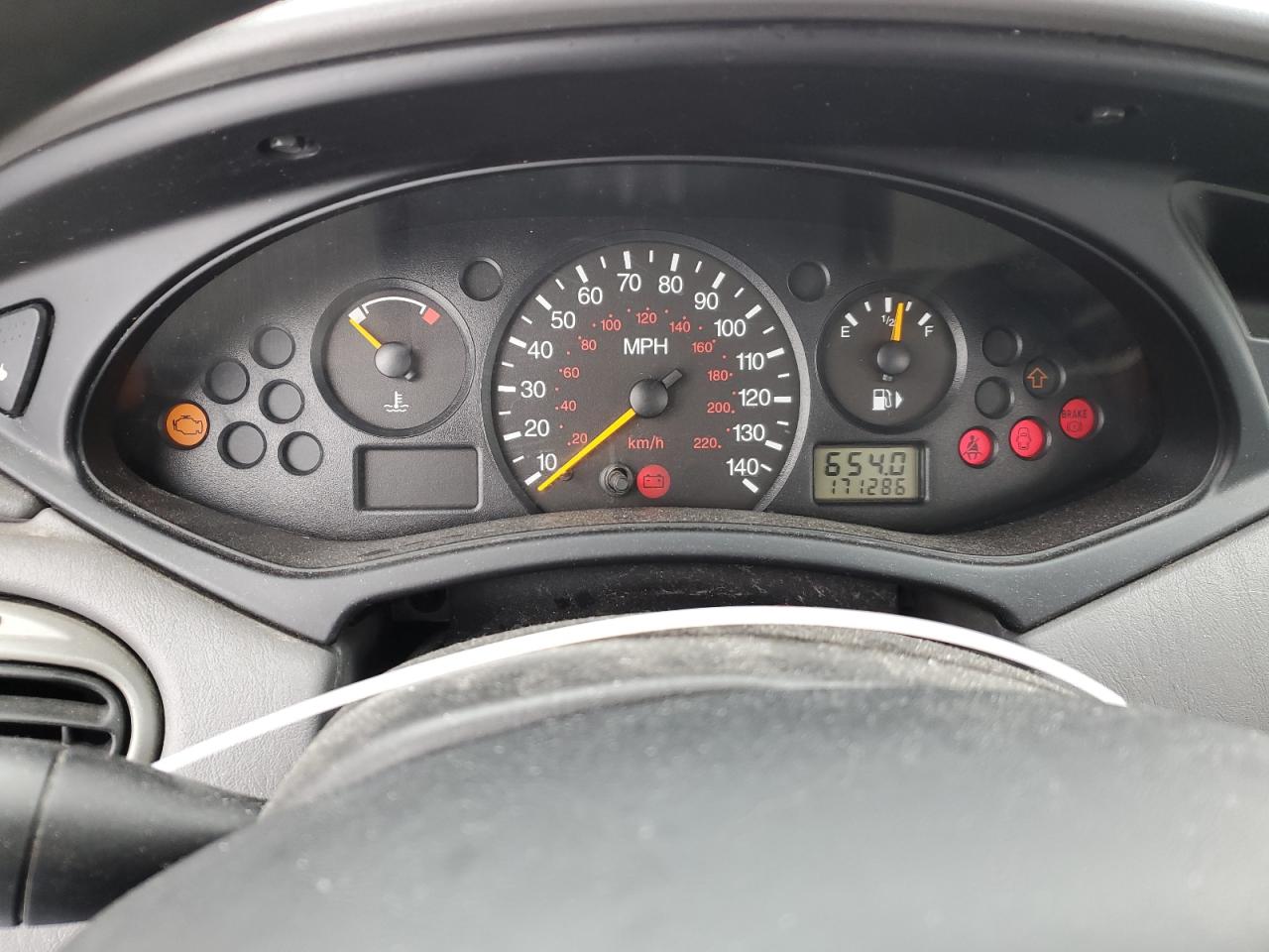 2004 Ford Focus - Image 9