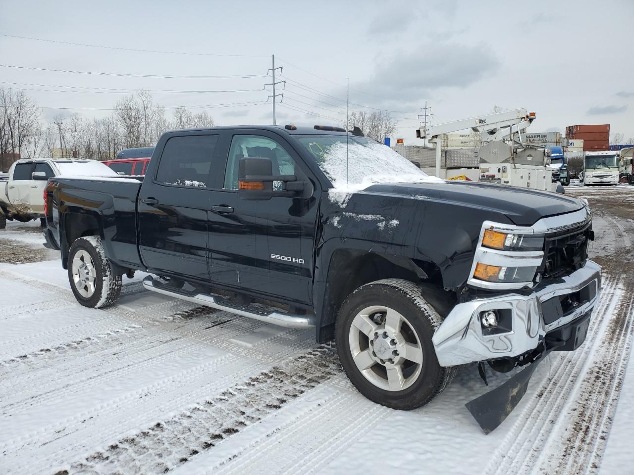 2018 Chevrolet Silverado - Image 4