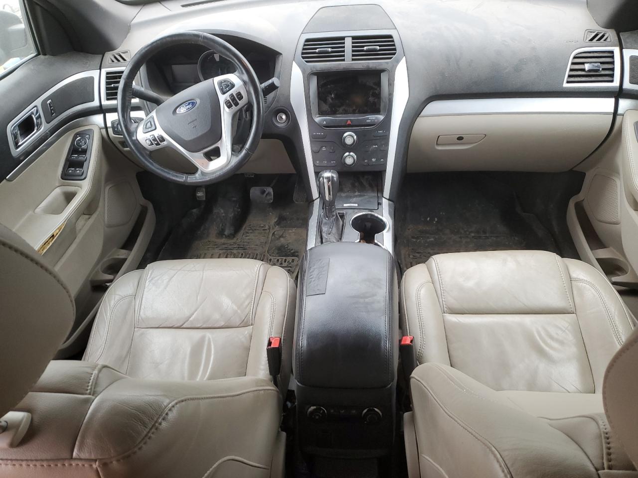 2015 Ford Explorer - Image 8