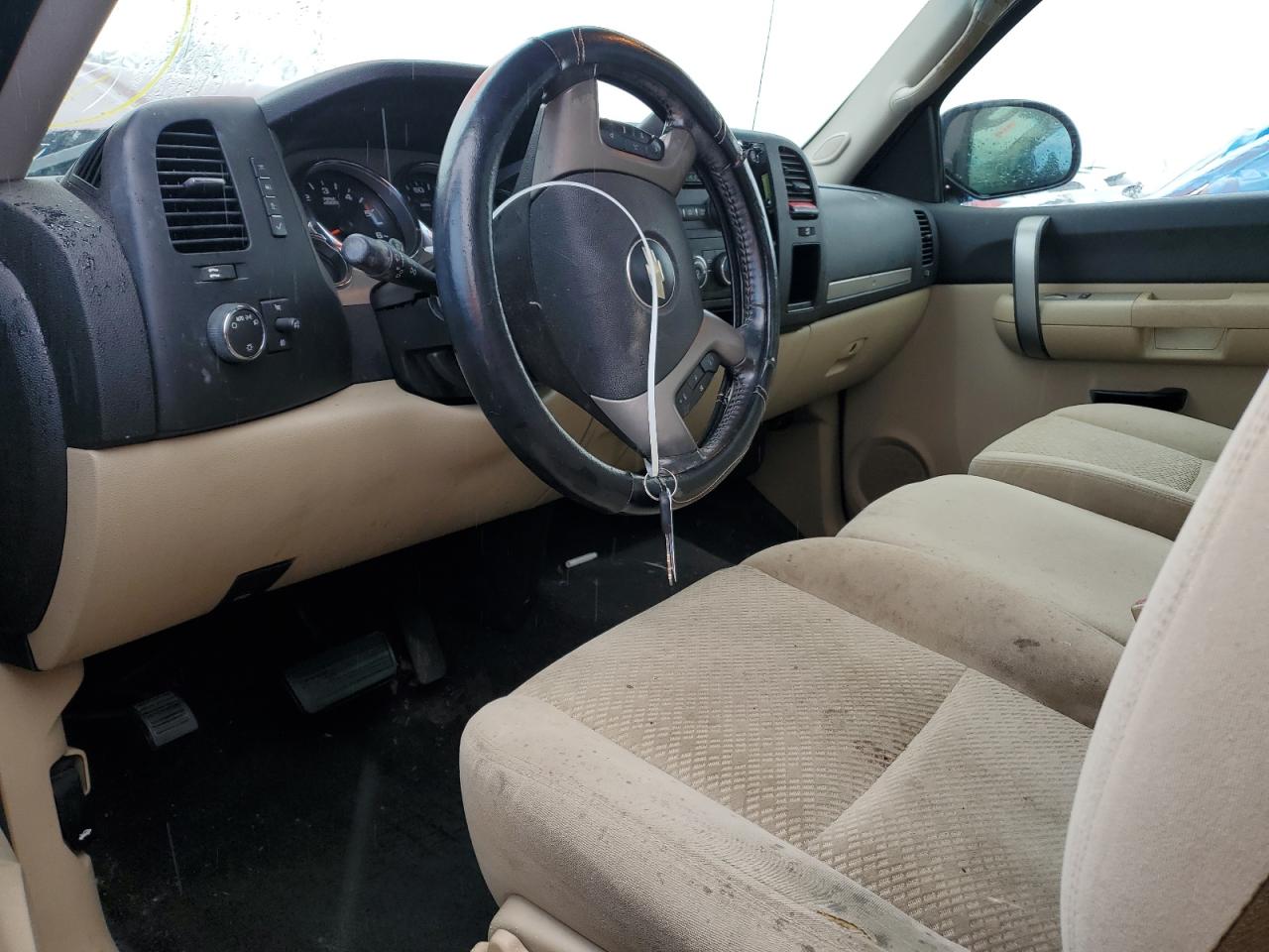 2008 Chevrolet Silverado - Image 7