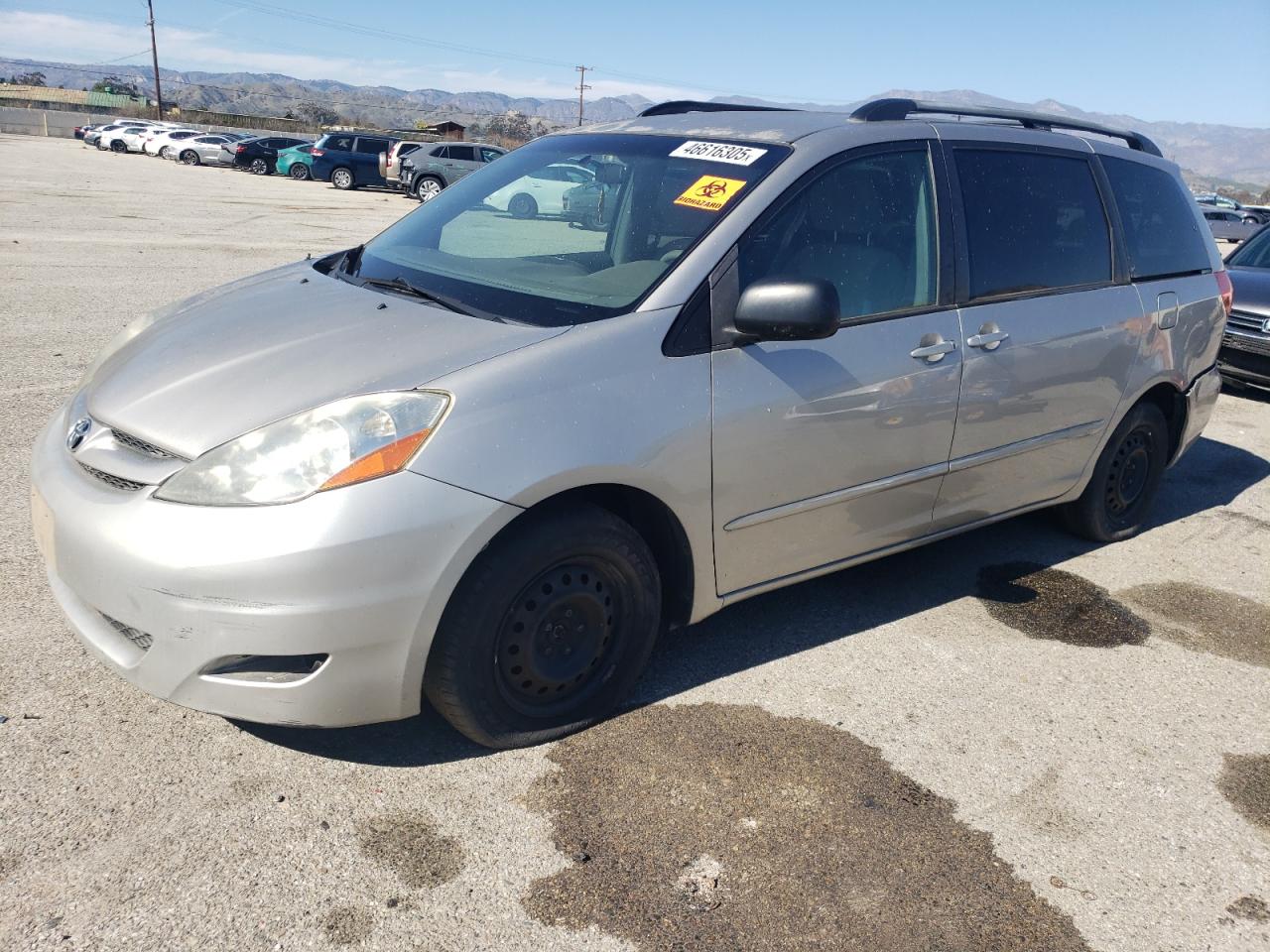 2010 Toyota Sienna - Image 1