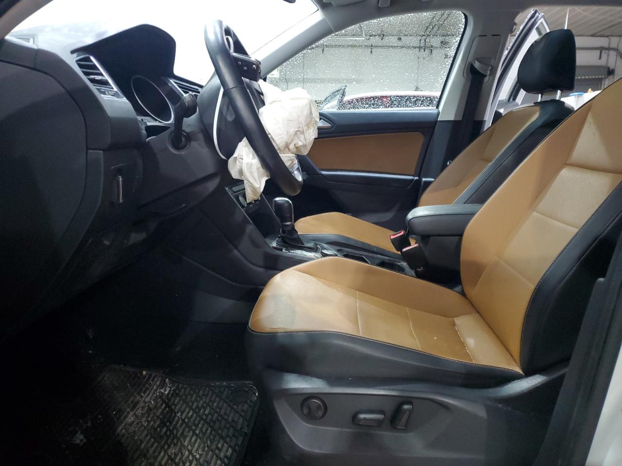 2019 Volkswagen Tiguan - Image 7