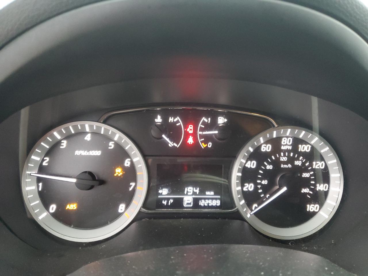 2014 Nissan Sentra - Image 9