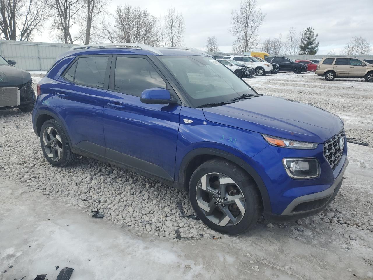 2022 Hyundai Venue - Image 4