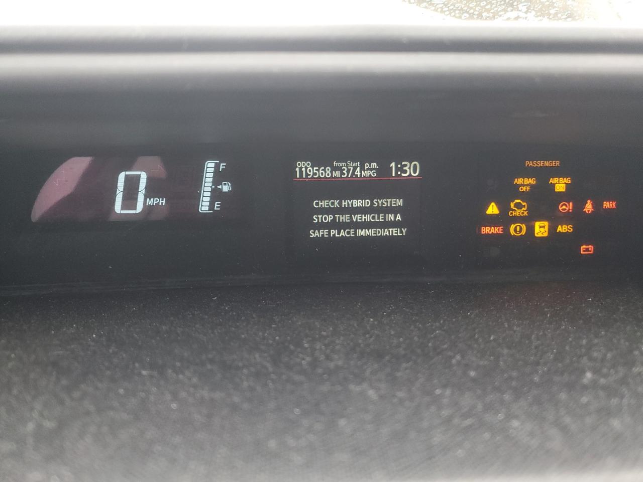 2016 Toyota Prius - Image 9