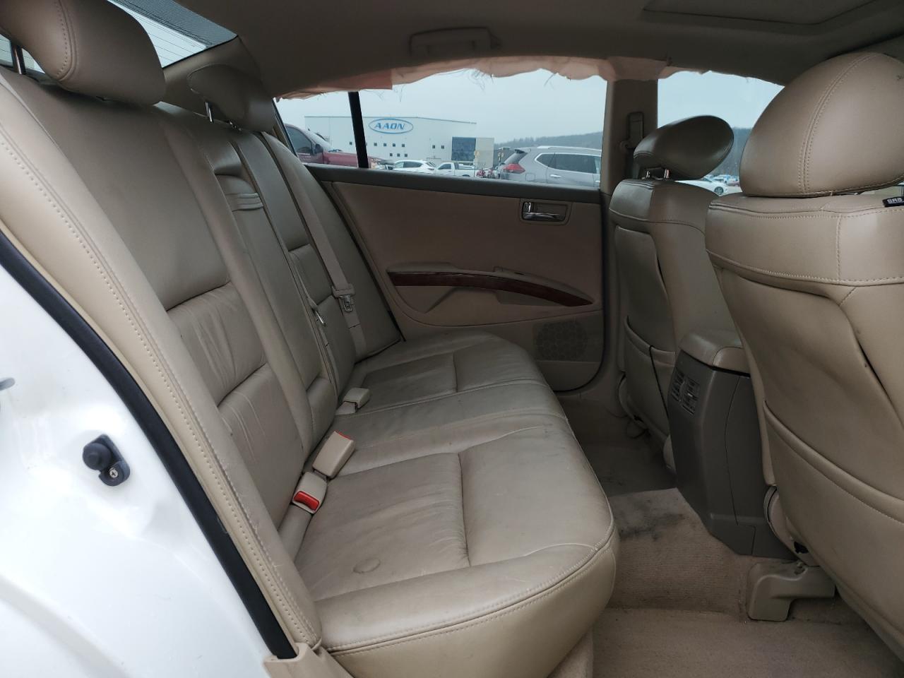 2006 Nissan Maxima - Image 10